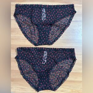 Victoria’s Secret the lacie bikini panty in black and red hearts set of 2